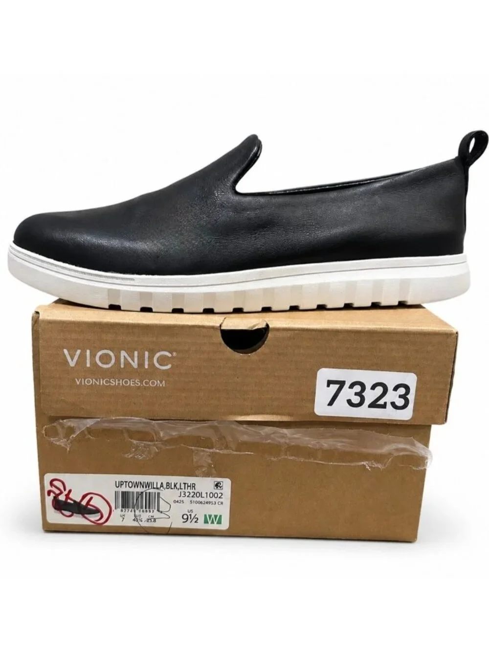 VIONIC Uptown Willa Black Leather Slip On Sneakers Womens 9.5 WIDE Arch Support